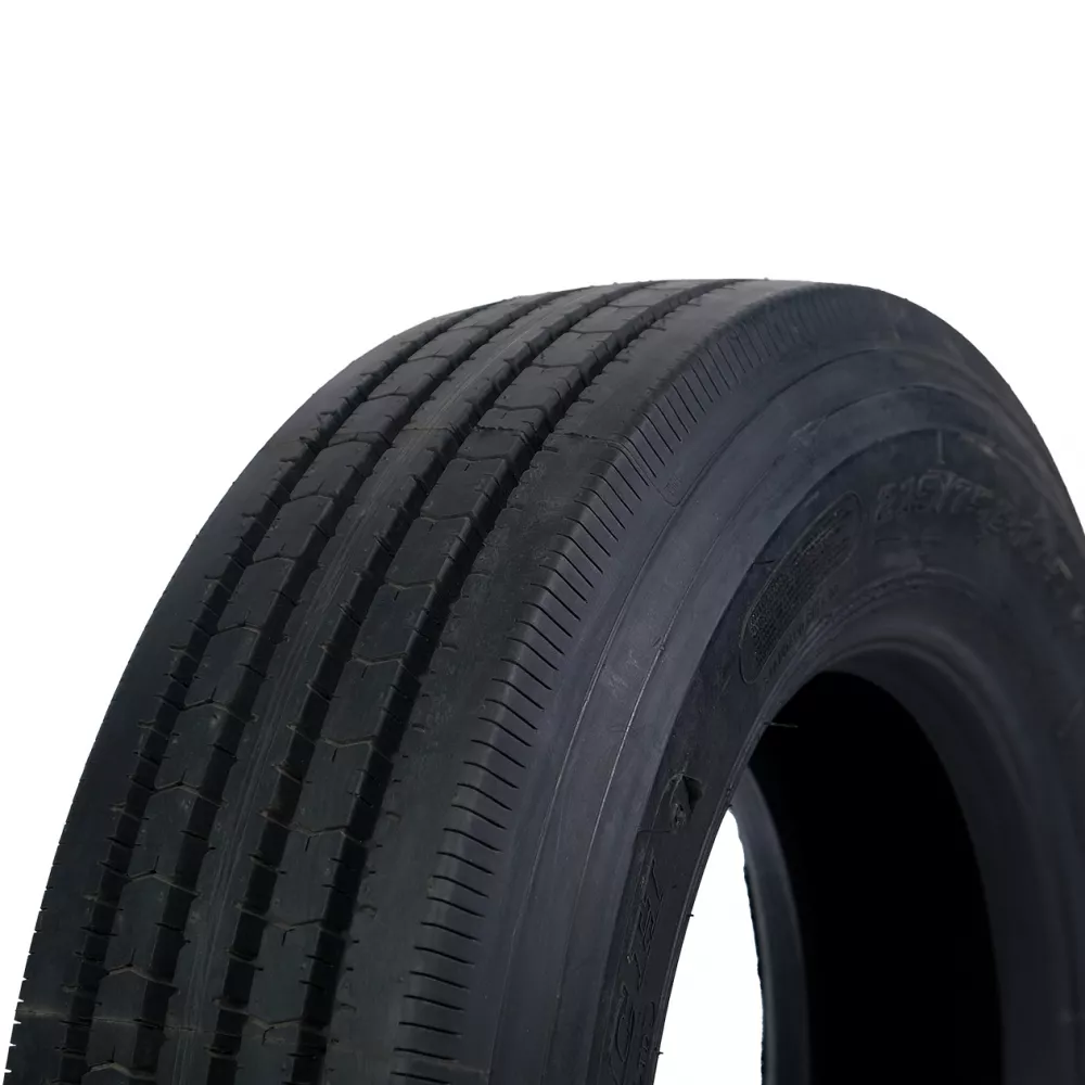 Грузовая шина 215/75 R17,5 Long March LM-216 16PR в Верещагино