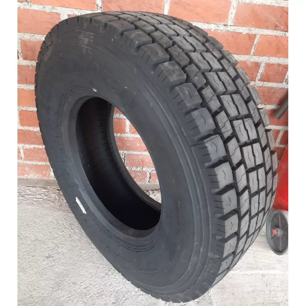 Грузовая шина 305/70 R19,5 Long March LM-329 18PR в Верещагино