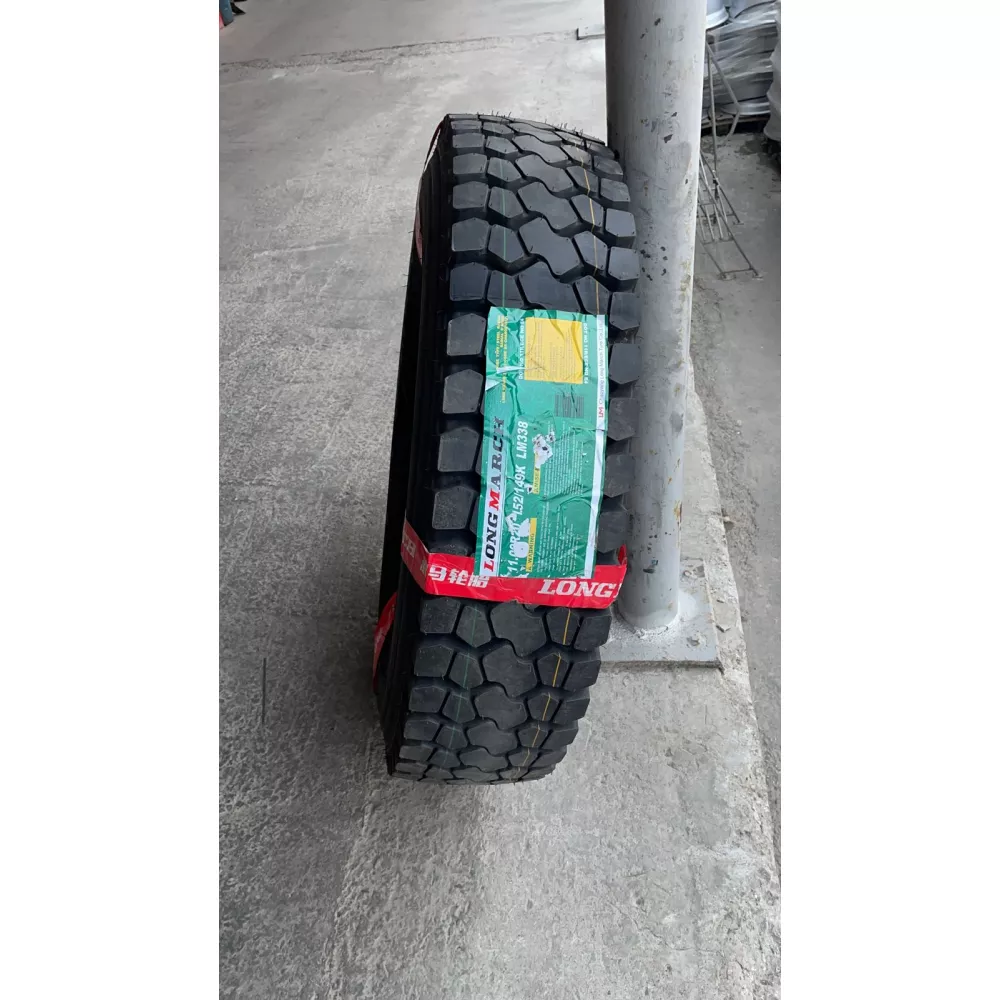 Грузовая шина 11,00 R20 Long March LM-338 18PR в Верещагино